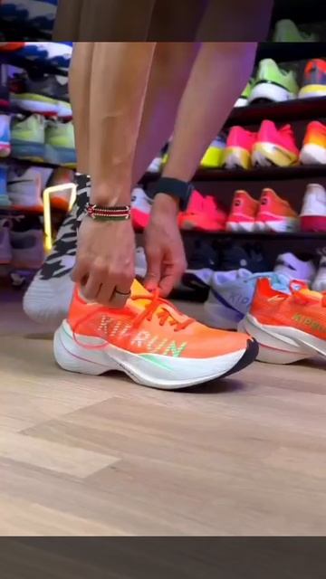 Спортивная модель Kiprun KD900X LD+ смотреть онлайн