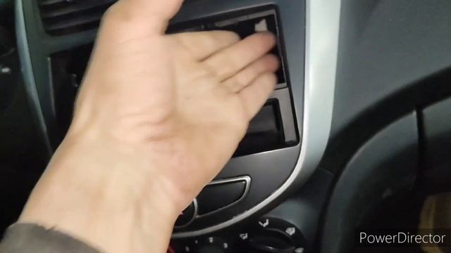 Как снять центральную консоль хундай Солярис 2015 год смотреть онлайн