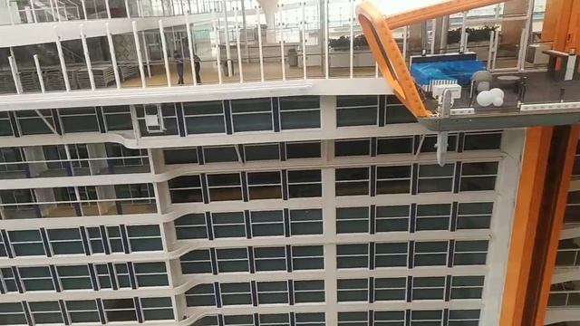 Kapal. Pesiar celebrity edge lg markir смотреть онлайн