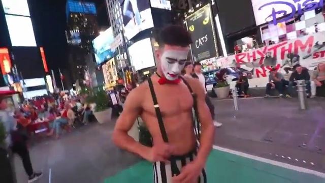 Amazing time with Adam Salah смотреть онлайн