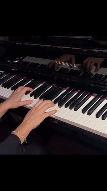 Владимир Высоцкий - Лирическая (Здесь лапы у елей...) / Vladimir Vysotsky - Lyrical song смотреть онлайн