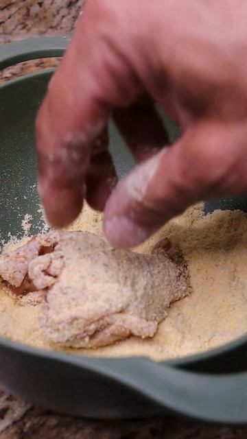 Muslitos de Pollo con Salsa Verde 🍗💚🥵#muslitos #pollo #salsa #verde #picante #paraguayv #fyp #vlog