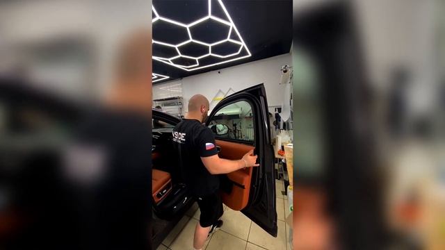 Разбор LI7 под оклейку!