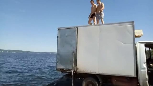 Вот вам пример отдыха! смотреть онлайн