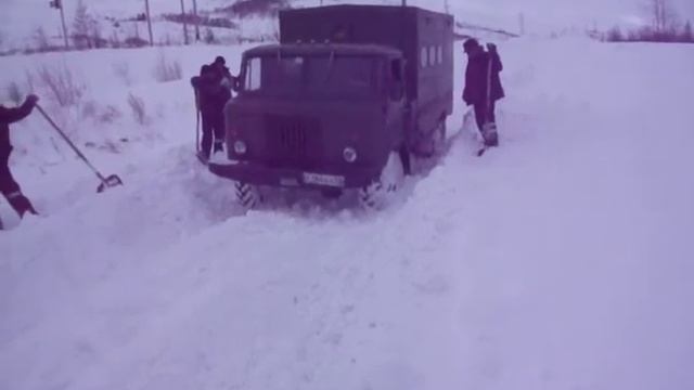 24 АПРЕЛЯ СЕВЕРОМУЙСК-ПЕРЕВАЛ смотреть онлайн