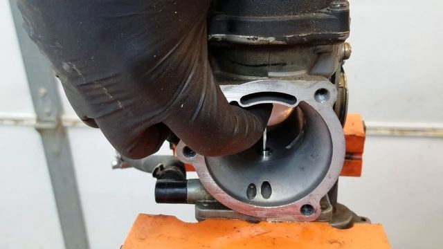 Cleaning Motorcycle Carburetor While on Bike; try this before going to the dealer (Removed for Demo смотреть онлайн