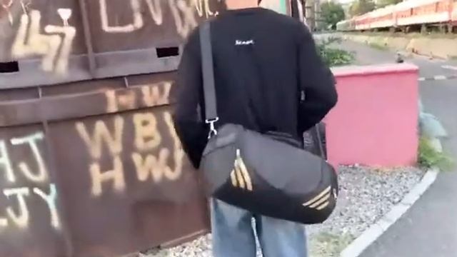 Gym duffel bag смотреть онлайн