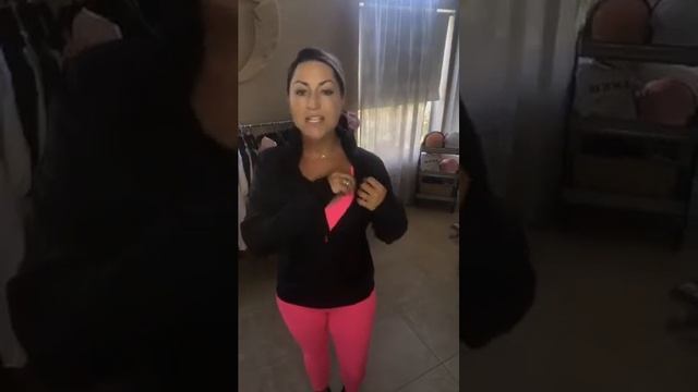 ZYIA Active Product Reviews | Hot Pink Leopard Light N Tight Set + Black Trainer Jacket / Vest смотреть онлайн