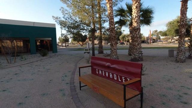 A Visit to the Casa Grande Neon Sign Park смотреть онлайн