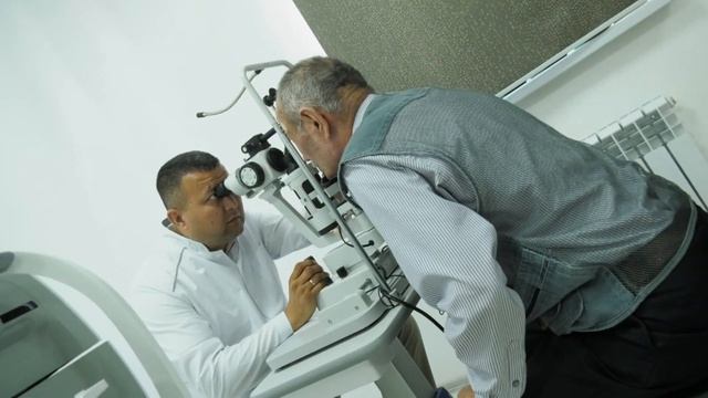 "МҰХАМБЕТ" медициналық орталығы: Көздің көру қабілеті төмен болса, көз дәрігеріне қаралыңыз. смотреть онлайн