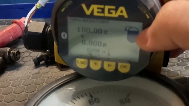 Vega radar level transmitter basic setup Vegapuls 61 GENEL ayarlar смотреть онлайн