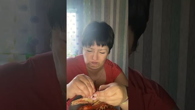 В первый раз пробую раков #мукбанг