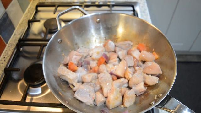 POCHERO/PUCHERO WITH BAKED BEANS #FILIPINODISH #POCHERO #YUMMY #WINTERFOOD #DELICIOUS