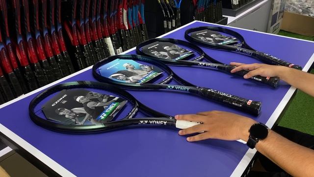 REVIEW ELEGANSI RAKET YONEX EZONE 98 AQUA NIGHT BLACK!! смотреть онлайн
