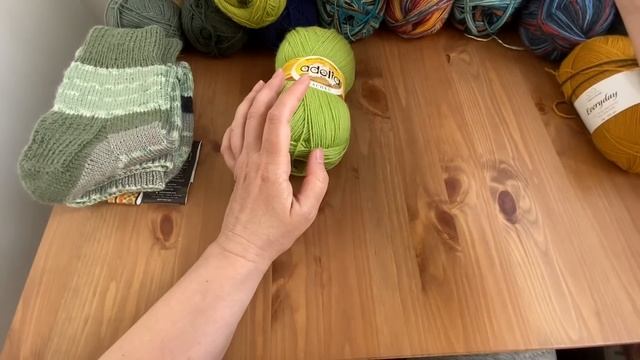 Что связала за май 1/2. Опять носки. Opal Nako. Новая пряжа Rellana с нестандартными составами.