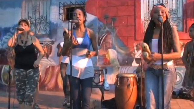 Cuban Music: Chan Chan (remix) - Morena Son (Santiago De Cuba)