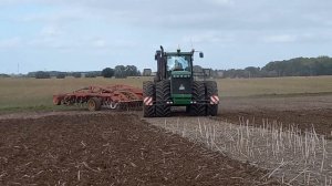 Bodenbearbeitung John deere 9320 Väderstad top down