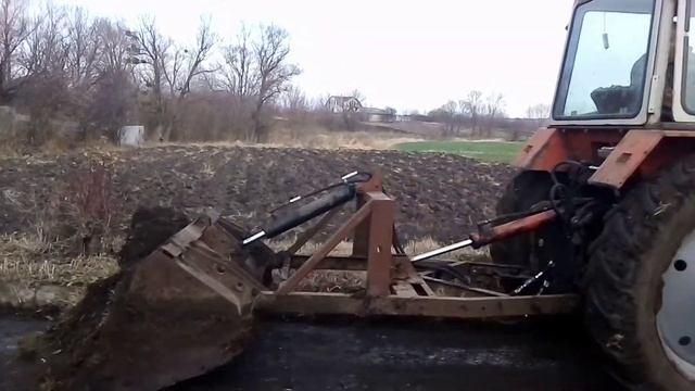 ЮМЗ-6 ЧИСТИМ ВУЛИЦЮ ВІД БОЛОТА смотреть онлайн