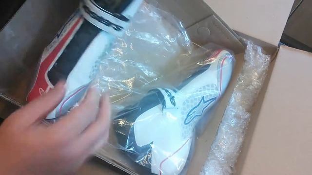 Alpinestars unboxing смотреть онлайн
