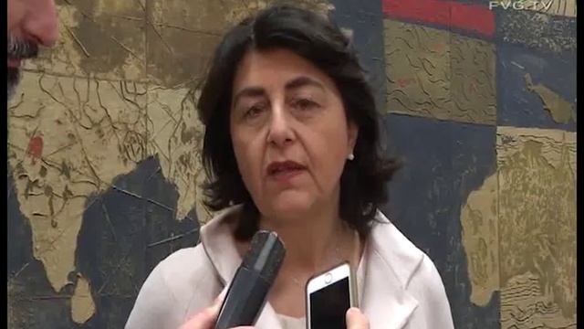 Autismo: Santoro, approccio multidisciplinare per disabilità смотреть онлайн