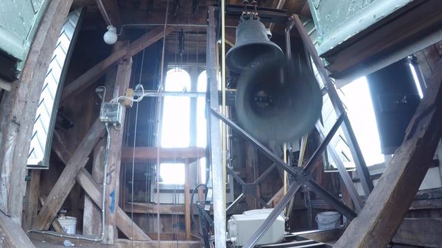 Kirkjuklukkur Dómkirkjunnar í Reykjavík // Reykjavik's Cathedral Church bells смотреть онлайн