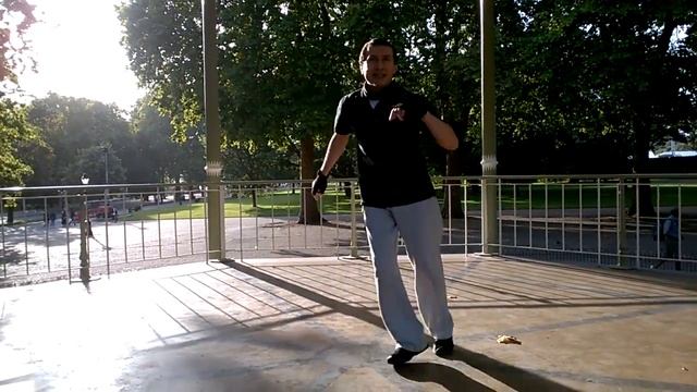 Donatello's crazy legs смотреть онлайн