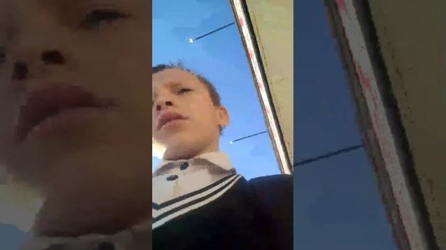 ИДУ В ШКОЛУ смотреть онлайн