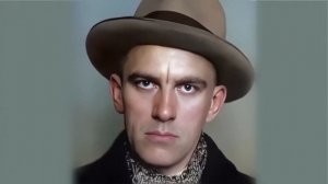 А вы могли бы? Владимир Маяковский читает своё стихотворение. Vladimir Mayakovsky reads his poem.