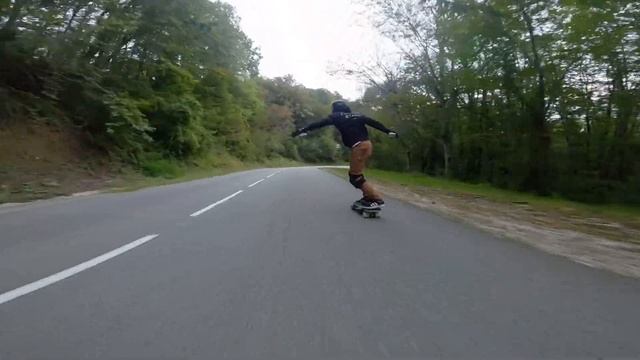 Спот Хлебороб | Downhill Skateboarding смотреть онлайн
