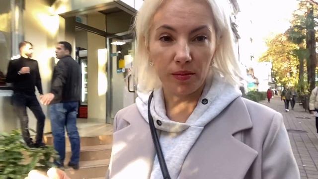 сНОВА по своей глупости чуть не попала на деньги/Обстановка в ТЦ Сочи #обманвинтернете #мошенники смотреть онлайн