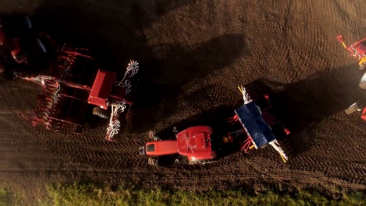 Промо ролик для МТЗ «Король в поле» by FreeMotion MTZ promo video 'King in the Field' ENG 1 смотреть онлайн