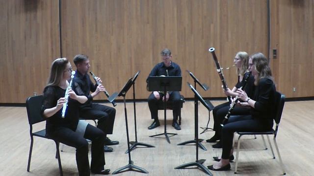 Nielsen, Wind Quintet, Op. 43, II. Menuet смотреть онлайн