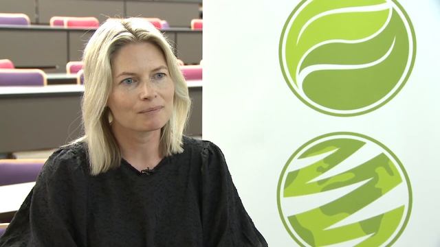 Meet the Editor: Anna-Liisa Laine смотреть онлайн