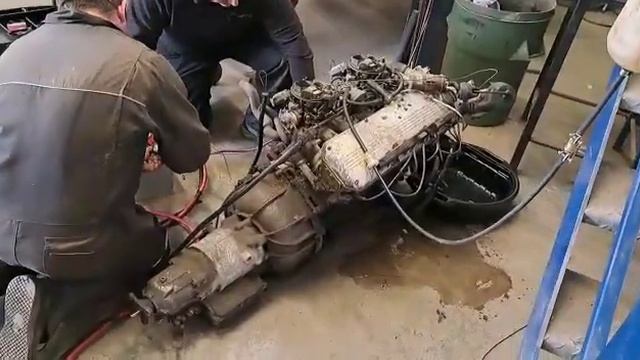 BMW E9 CSL engine test fire before rebuild and mounting to car смотреть онлайн