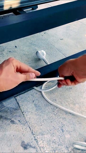 ☢ Как освободить застрявшую электрическую вилку 🔌 #Short смотреть онлайн