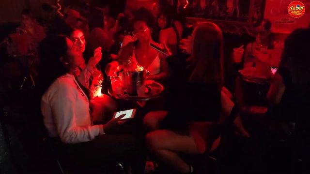 La Rumba en Charrupi Salsa Bar en Medellin.Manrique la 45 (Colombia) смотреть онлайн