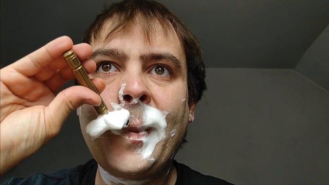 Ежедневно бръснене с Karve OVERLANDER+Gillette Minora(11) смотреть онлайн
