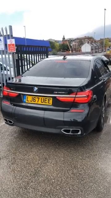 BMW M760Li (V12) смотреть онлайн