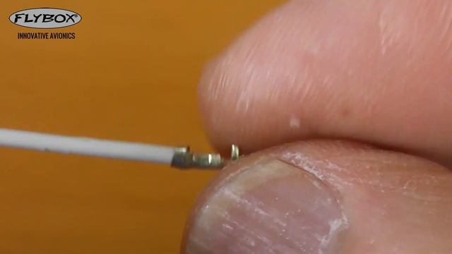 Crimping Molex Micro-Fit terminals with the Flybox crimper смотреть онлайн