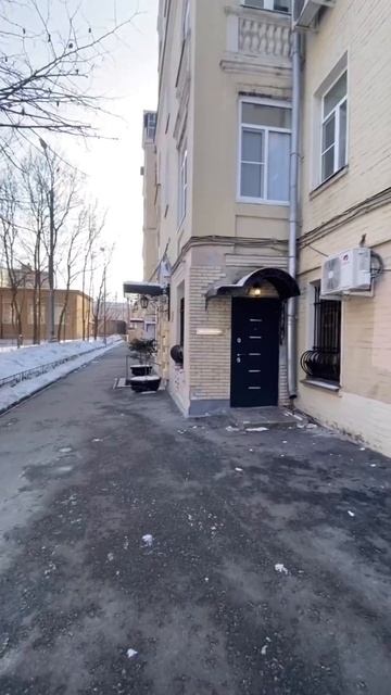 Узнали места? Поиск помещение под магазин Москве, февраль 2023 года смотреть онлайн