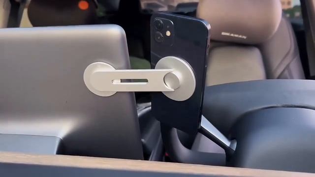 Держатель телефона для Tesla смотреть онлайн