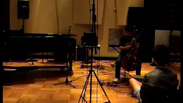 Improvisation (solo cello and loop pedal) смотреть онлайн