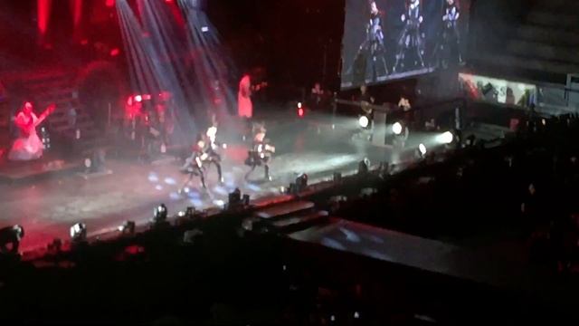BABY METAL - KARATE AT WEMBLEY 2016 (SHORT CLIP) смотреть онлайн