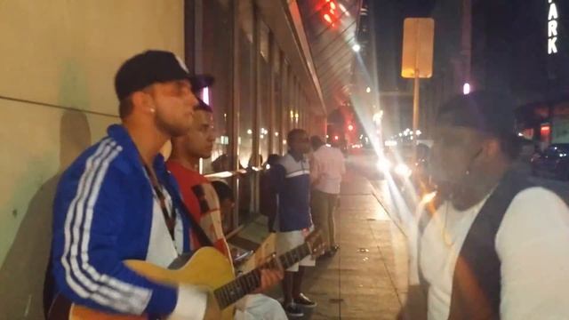 DonKoraD freestyles to Reggae n Baba Olowo videoshoot after-party & promo night смотреть онлайн