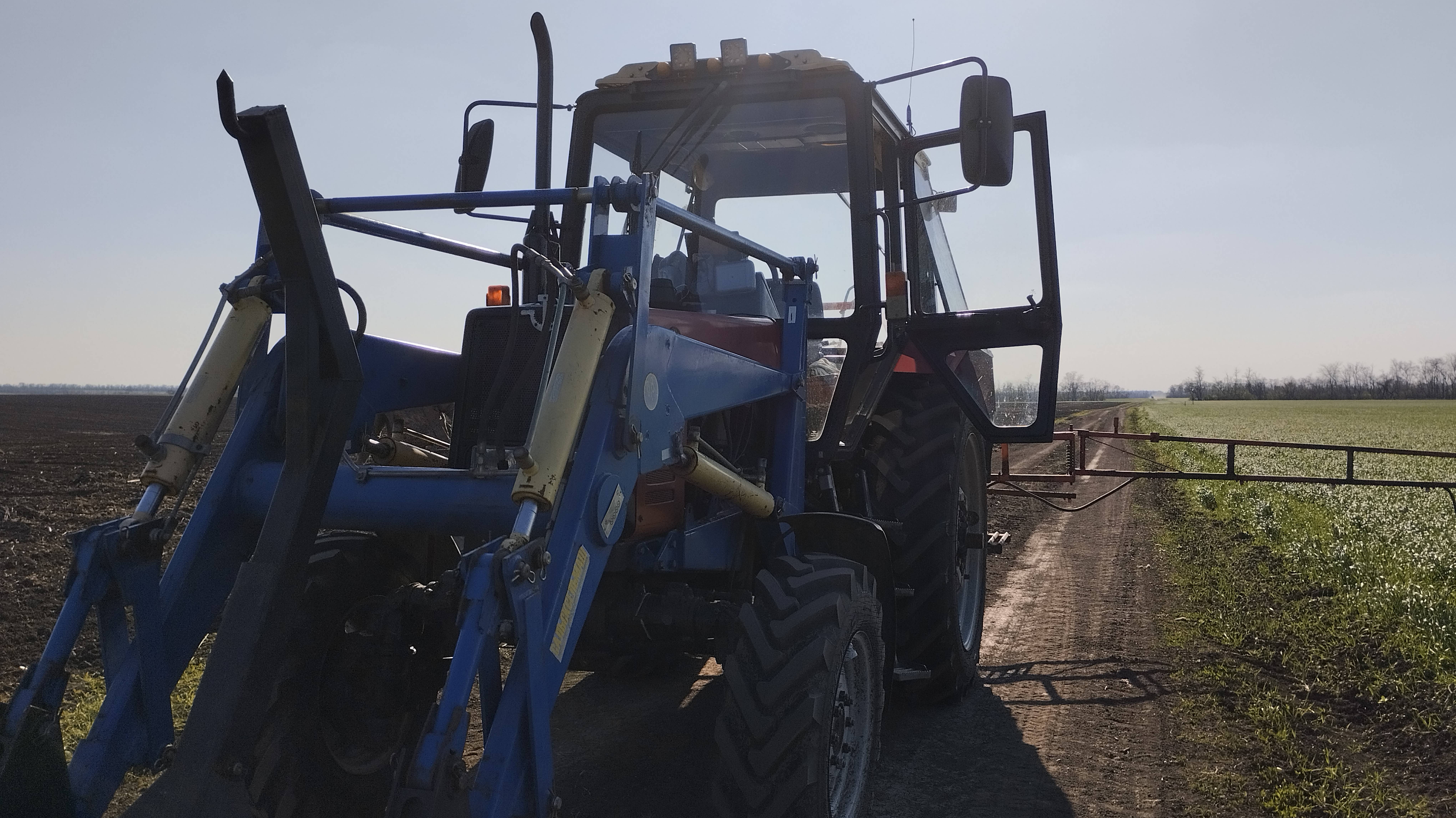 ОПРЫСКИВАНИЕ ОЗИМОЙ ПШЕНИЦЫ ГЕРБИЦИДОМ.