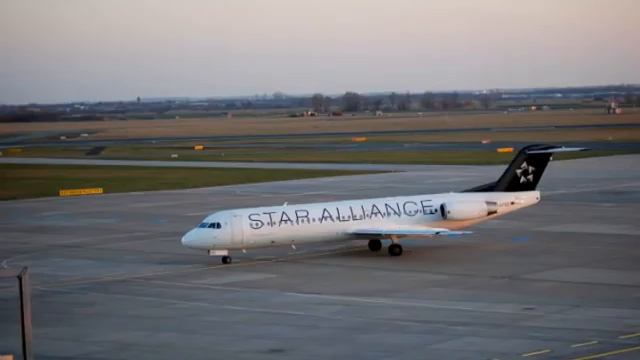 Spotting Airport Bremen смотреть онлайн