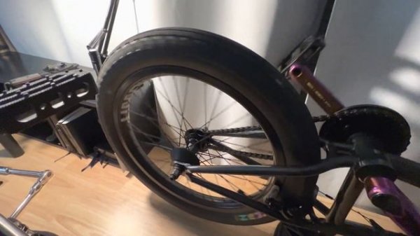 Fit stock hub vs Eclat Seismic hub sound