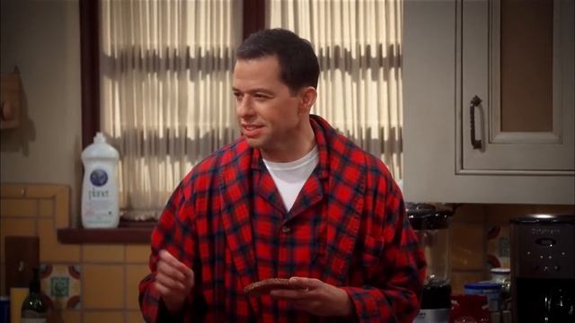 Alan’s Receptionist Falls for Charlie | Two and a Half Men смотреть онлайн