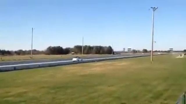 BMW 135 vs Mercedes AMG Alfa Omega 700hps смотреть онлайн