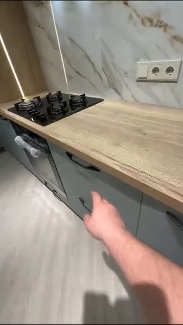 Мирелла - угловая кухня под потолок на заказ в Москве, Владимире, Иваново, Балашихе, Реутове смотреть онлайн